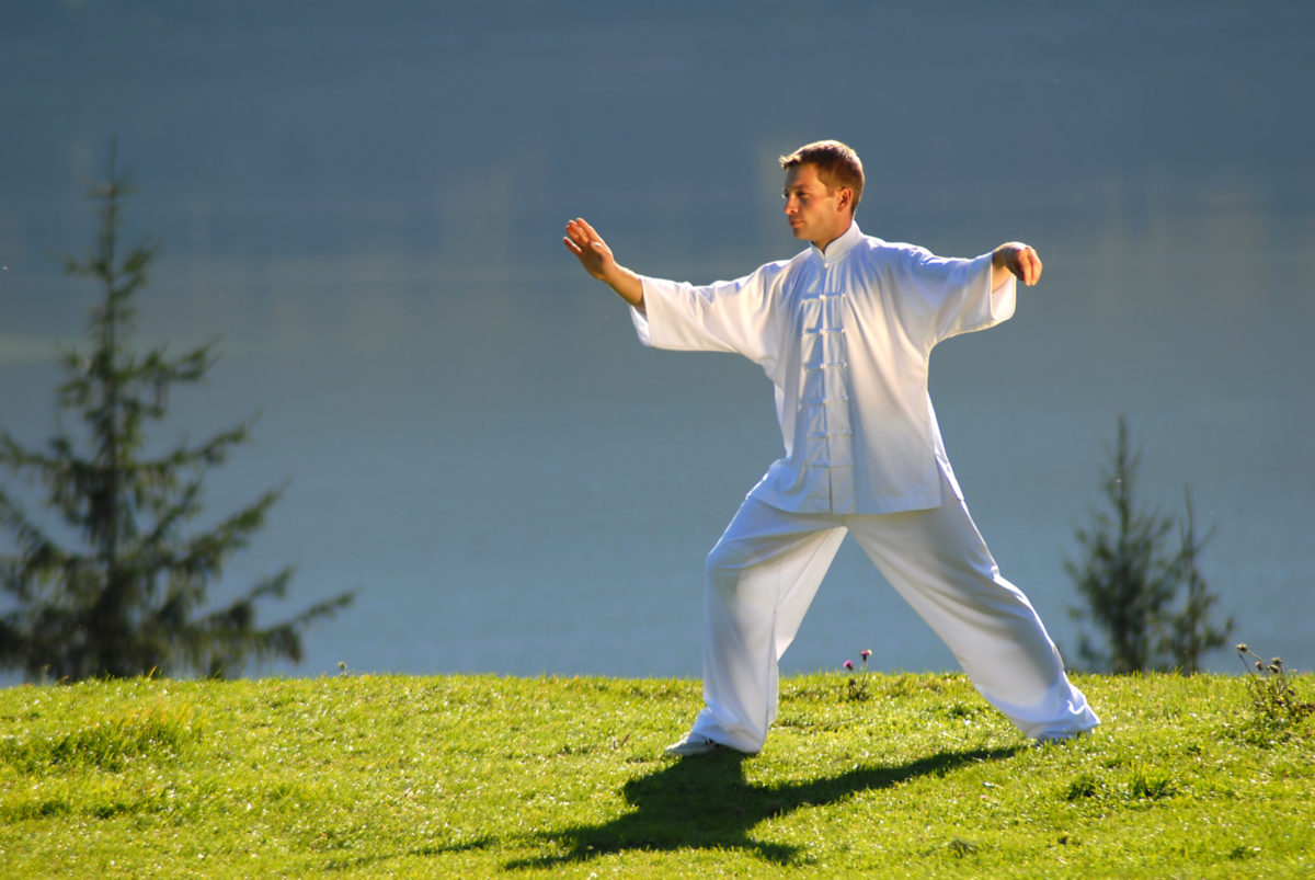 Grundlagen zum Qigong ARZT.PRAXIS für Chinesische Medizin Grundlagen zum Qigong ARZT.PRAXIS für Chinesische Medizin